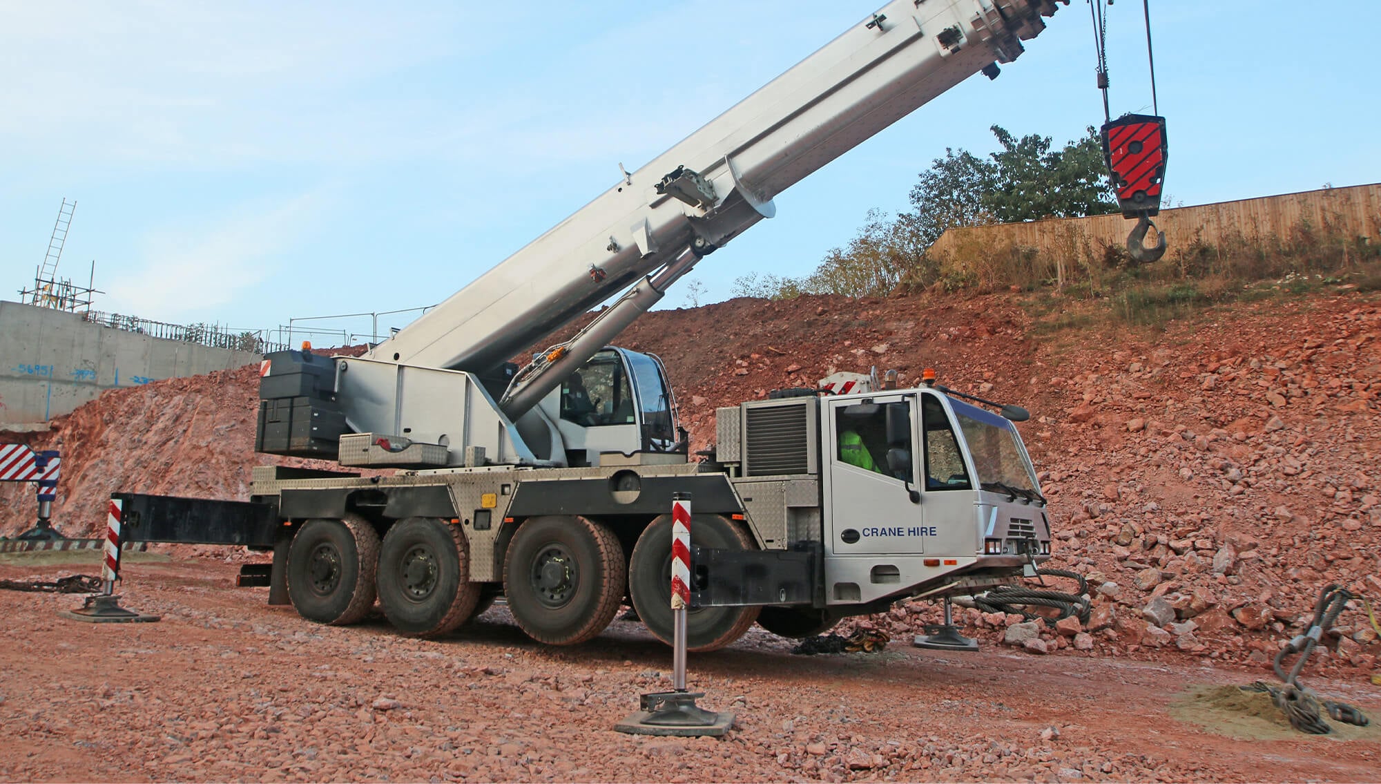 Crane rental pada ilustrasi website lama